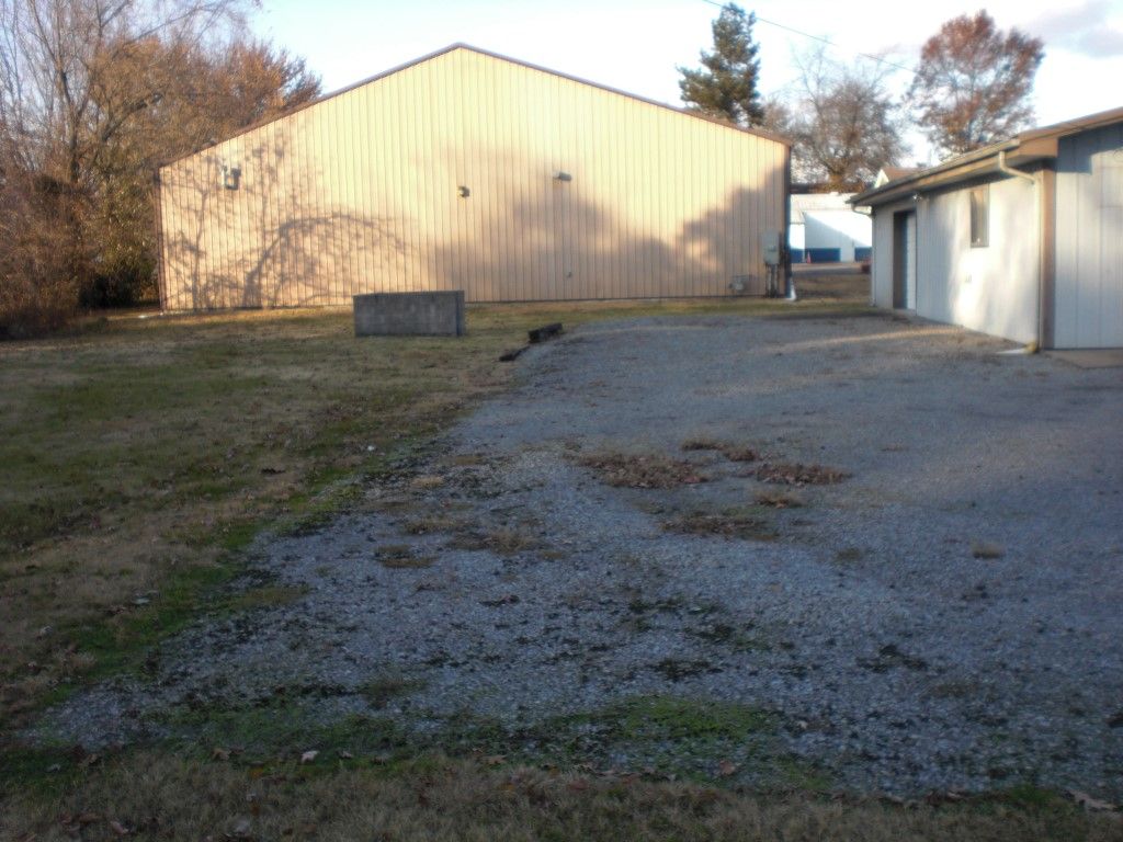 207 S Pershing St, Energy, IL 62933